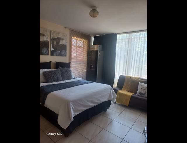 3 bed property to rent in ARCADIA
